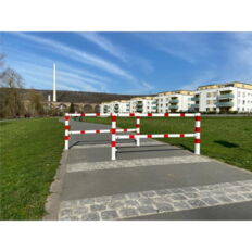 Access barriers#with triangular lock#swing-back#with top and quarter-bent bar